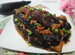Hình của món Cà Tím Nướng Sốt Nước Tương(xì dầu) 가지양념구이.