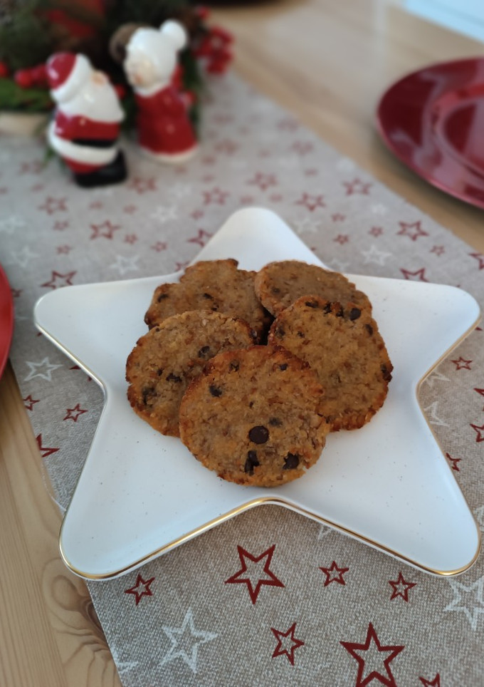 Una foto de Galletas de almendras con plátano y pepitas de chocolate