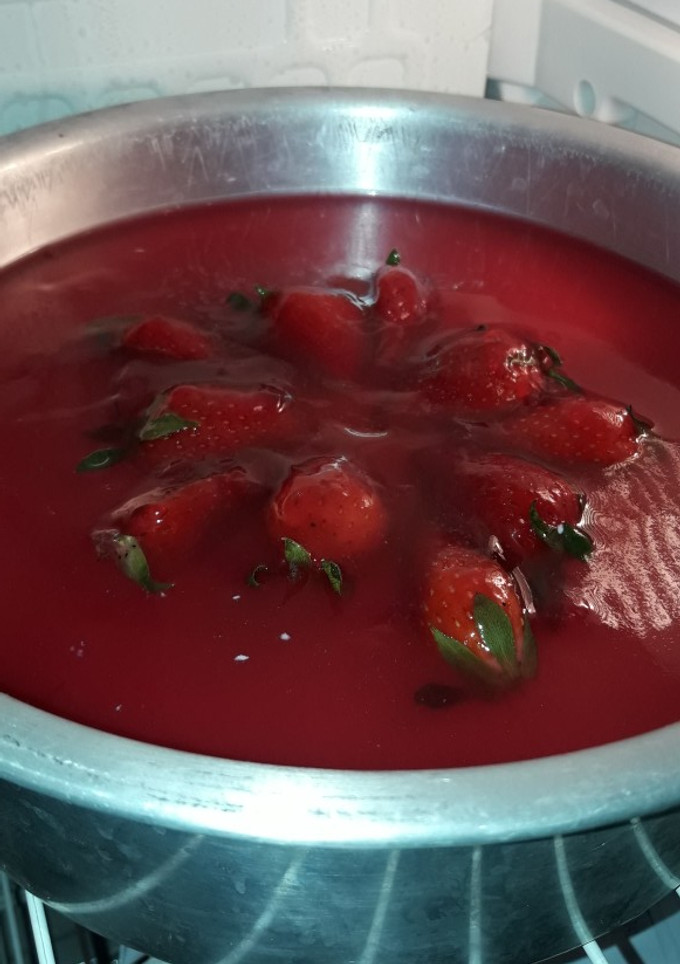 Una foto de Cheesecake sin horno de frutilla y en pocos minutos