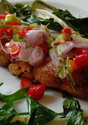 Foto resep Pan seared bandeng with sambal matah