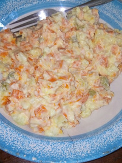 Una foto de Ensalada de papa y zanahoria
