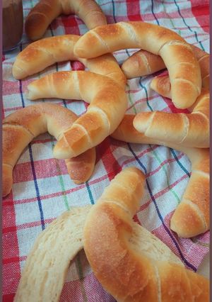 Éjszakai kelesztésű Retro kifli 🥐 recept fotója