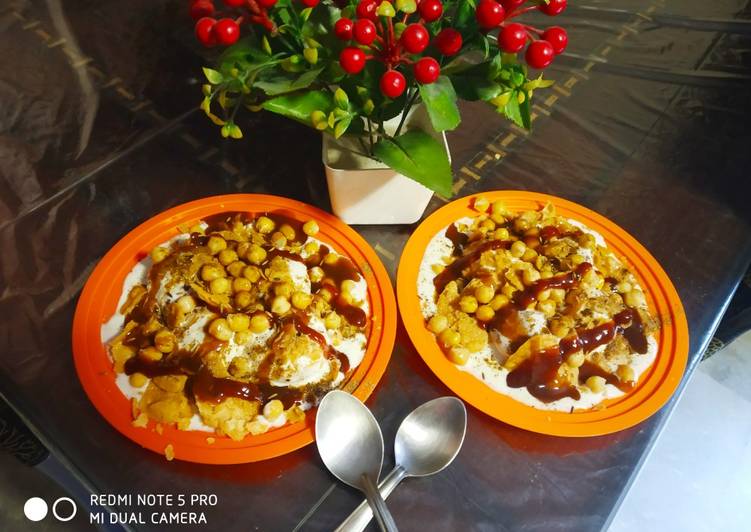 Step-by-Step Guide to Make Speedy Dahi bhalla chana chat