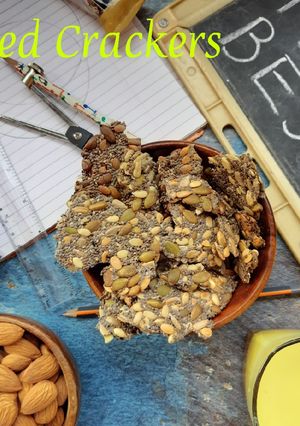 A picture of Seeds Crackers (Roasted sunflower seeds).