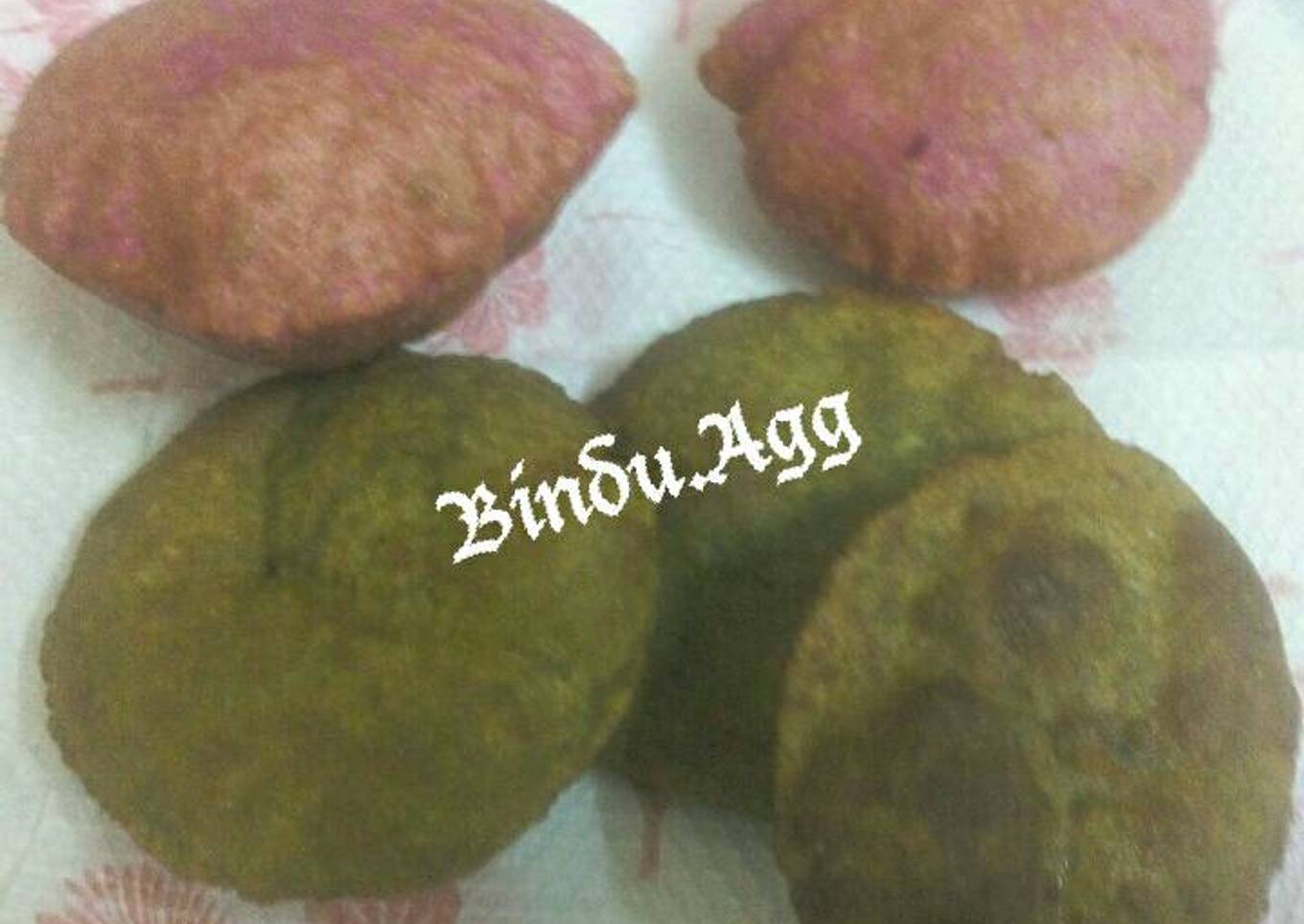 Palak and beetroot puri