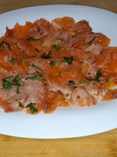 Una foto de Carpaccio de salmón (Sin sal)