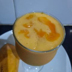 A picture of Mango shake.