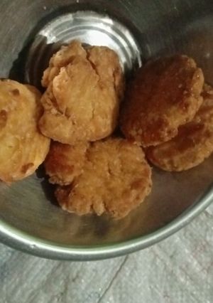 बाटी (bati recipe in Hindi) रेसिपी मुख्य फोटो