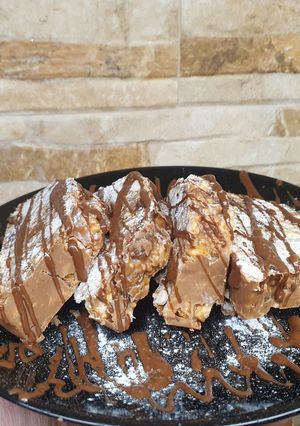 Φωτογραφία της συνταγής 🥳 Crunch σπιτικός κορμός με 5 υλικά!!! 🥳