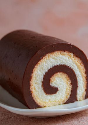 A picture of Swiss roll cake.