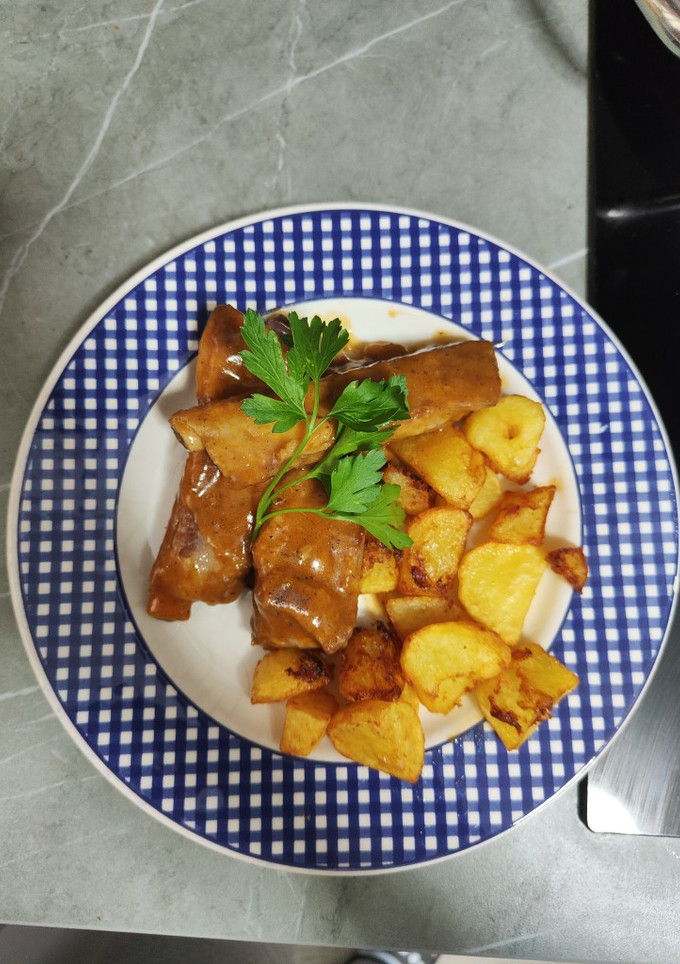 Una foto de Costillas en salsa sin horno
