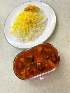 عکسی از دستور خورشت قیمه با کلم قمری و هویج