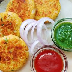 A picture of Khichdi kebab.