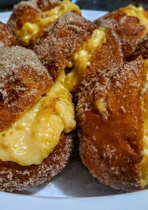 Una foto de BOLAS De Fraile,🍪rebozadas con Canela y Ázucar😋...!