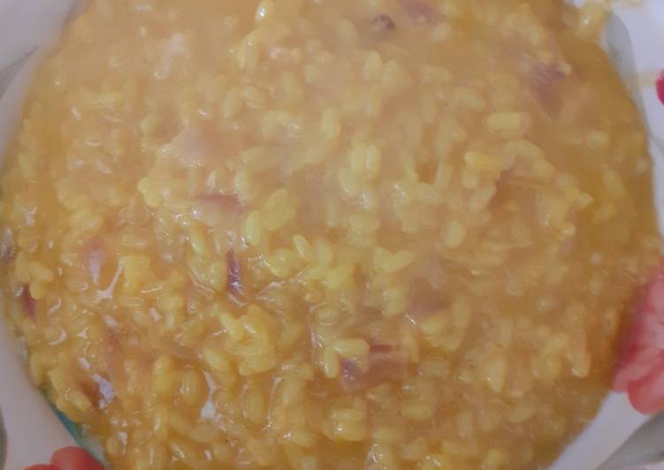 How to Prepare Premiato Semplice risotto alla milanese..slurp!! ❤❤😜😜