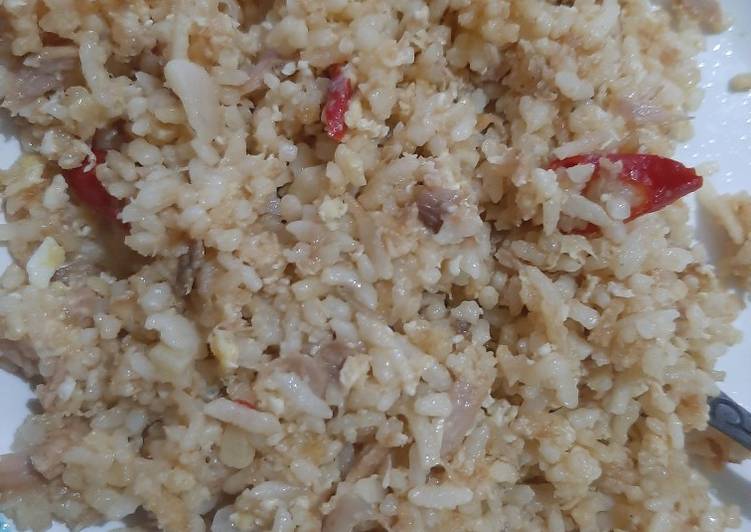 Bagaimana Membuat Nasi Goreng Mentega Tuna Sederhana, Menggugah Selera