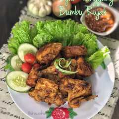 A picture of Ayam Panggang Bumbu Rujak.