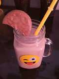 Banana and Biscuit Milkshake