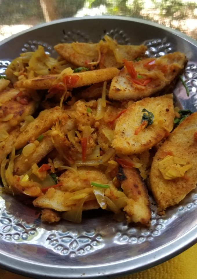 மசாலா இட்லி செய்முறை முக்கிய புகைப்படம்
