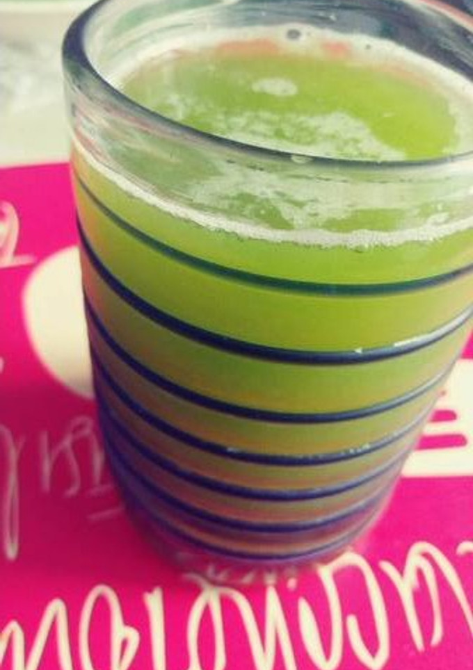 Una foto de Agua fresca de hierbabuena