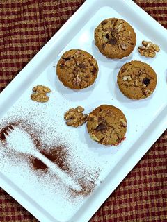 कॉफी वॉलनट कप केक(Coffee walnut cup cake recipe in Hindi) रेसिपी मुख्य फोटो