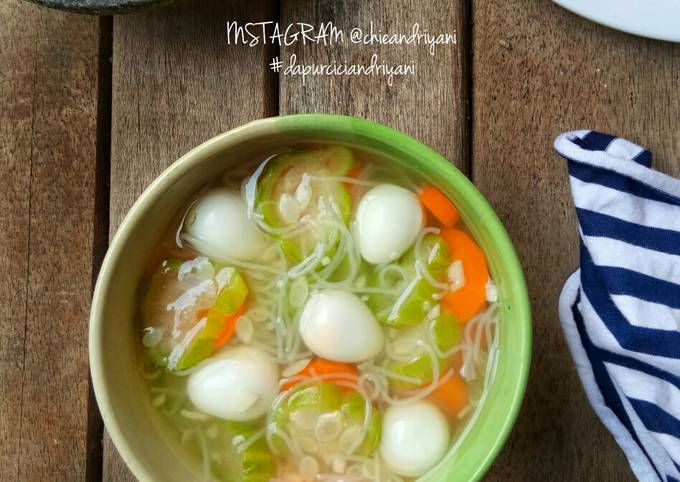 Resep Sayur Bening Oyong Bihun Telur Puyuh Wortel Oleh Cici Andriyani Cookpad