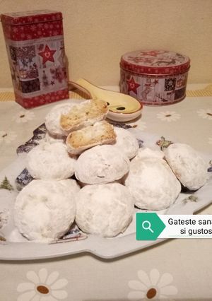 O poză a rețetei Corăbioare cu nucă.