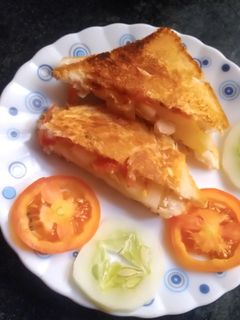 वेज रोस्टेड सैंडविच (veg roasted sandwich recipe in Hindi) रेसिपी मुख्य फोटो