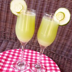Cucumber and ginger juice A picture of Cucumber and ginger juice.