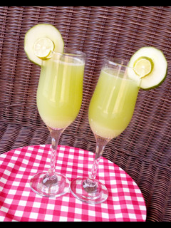 A picture of Cucumber and ginger juice.