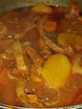 Chuleta guisada con zanahoria y papa