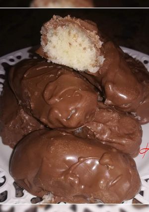 A picture of Bounty Bars.