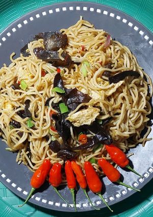 Foto resep Mie Goreng Jamur Kuping