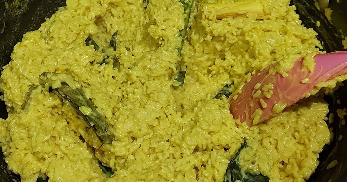 Rice Cooker Yellow Rice Recipe by mamols - Cookpad