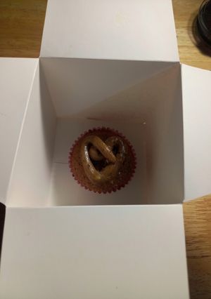 Una foto de Cupcakes de San Valentín 🦡🥨