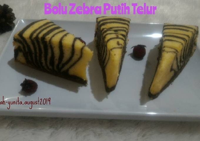 Resep Bolu  Zebra  Putih Telur  oleh bursyah yunita Cookpad