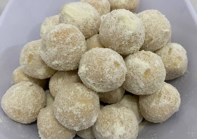 Kuih Mor / Kue Mor / Kue Makmur