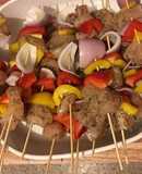 Pinchos de pollo primaverales