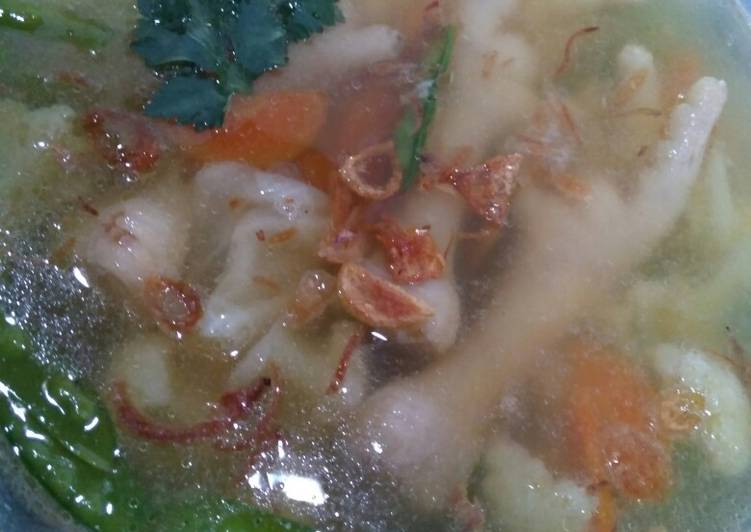 Resep Sup Ceker Ayam yang Bisa Manjain Lidah