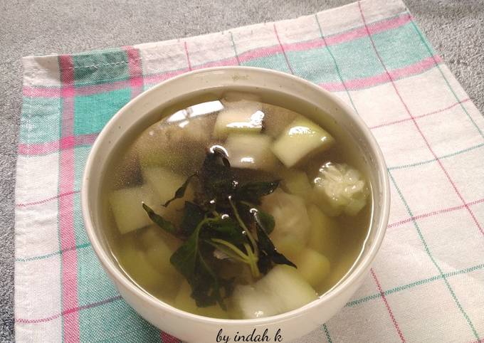 Standar Bagaimana cara memasak Sayur Bening Labu Bumbu Temu Kunci untuk Idul Adha dijamin sedap