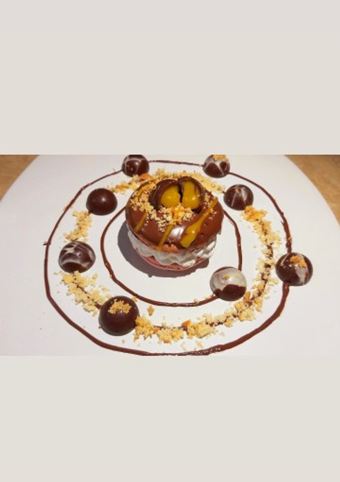 Una foto de Bombones de chocolate rellenos de rompope