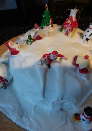 A picture of Royal Icing in a mixer.