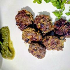 A picture of Mutton kabab.