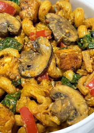 A picture of Vegan Creamy Fajita Cavatappi.