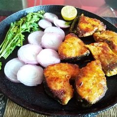 A picture of Fried fish.