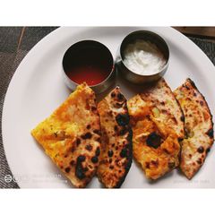 A picture of Aloo paratha.