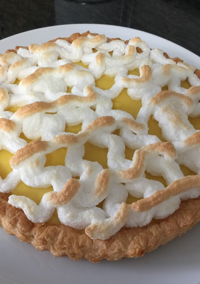 Una foto de Tarta de hojaldre de limón 🍋