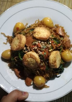 Foto resep Mie Goreng telur kesayangan ala Raditya