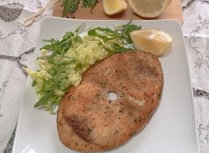 Foto di Trancio di pesce spada in friggitrice ad aria