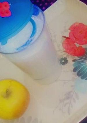 A picture of Apple Juice😍.